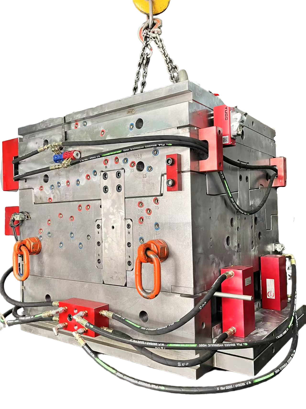 Injection Molds: Fundamental Concepts & Applications