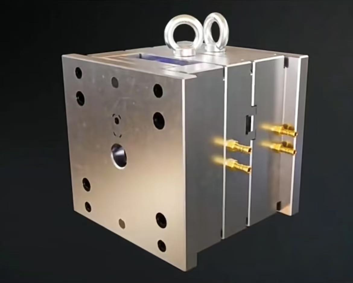 How To Save Money Smartly When Opening Plastic Injection Molds? These Two Keys in Mold Manufacturing Must Be Understood